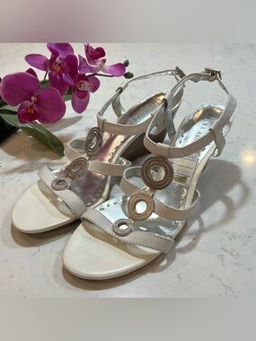 Laura Ashley white with silver circle embellishments strap sandals size 10